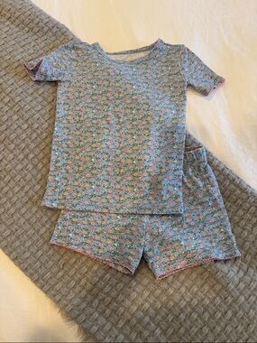 Girls' Blue Floral Short Pajama Set - Soft Cotton Blend